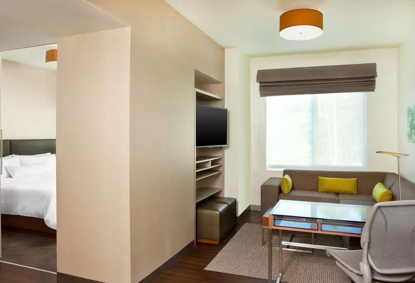 בית מלון כפרי Element Hanover Lebanon