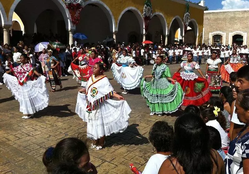 Отель Hacienda Sacnicte