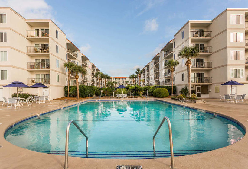 Hotel Hodnett Cooper's Beach Club