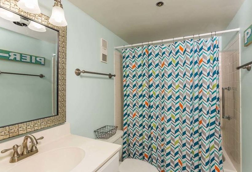 Hotel Hodnett Cooper's Beach Club