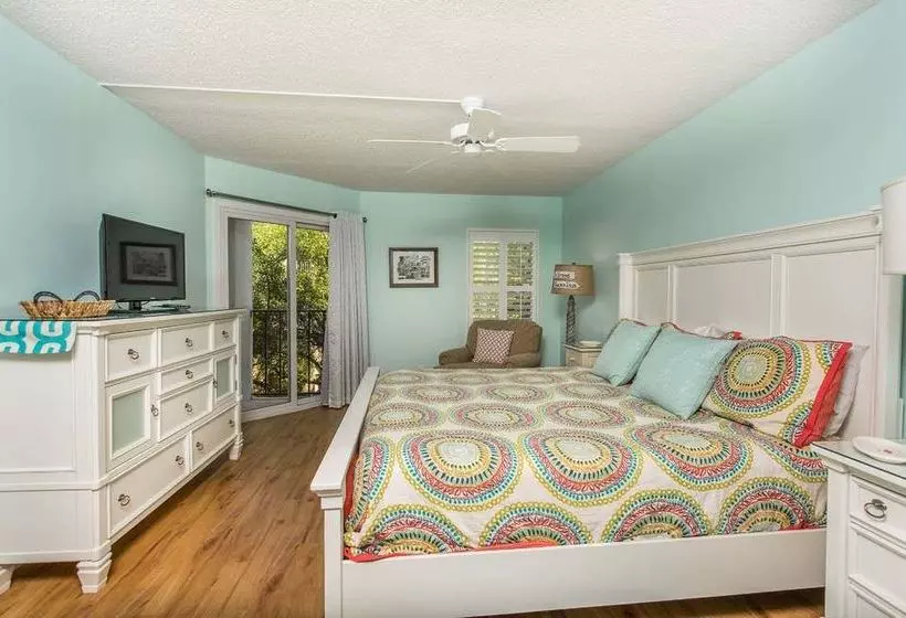 ホテル Hodnett Cooper's Beach Club