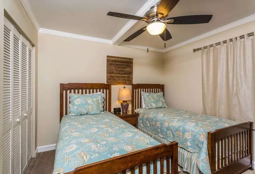 ホテル Hodnett Cooper's Beach Club