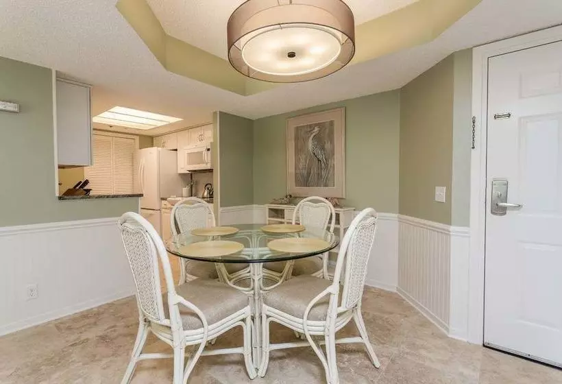 ホテル Hodnett Cooper's Beach Club