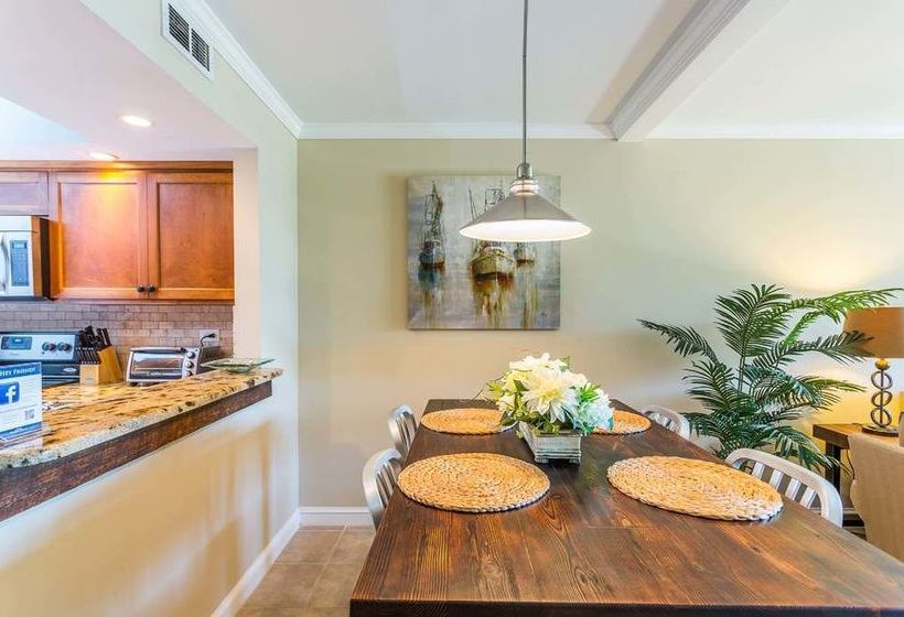 Hotel Hodnett Cooper's Beach Club