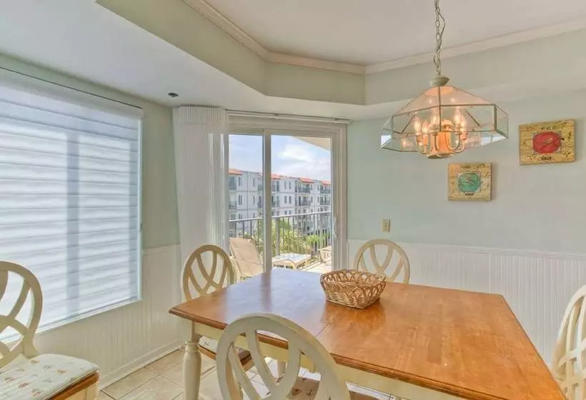 ホテル Hodnett Cooper's Beach Club