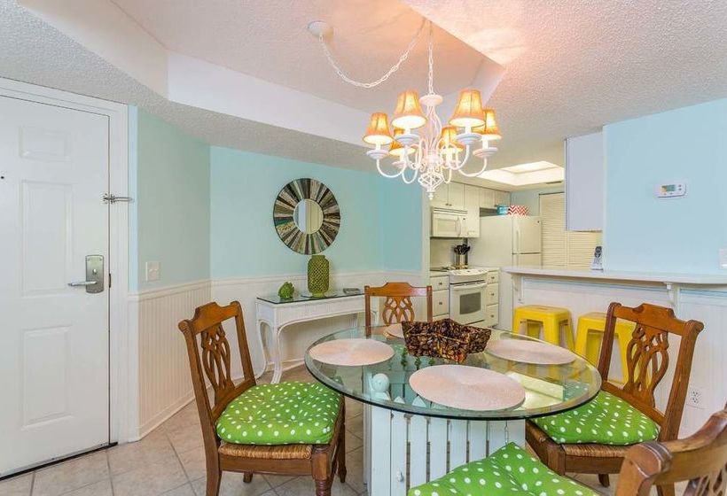 Hotel Hodnett Cooper's Beach Club