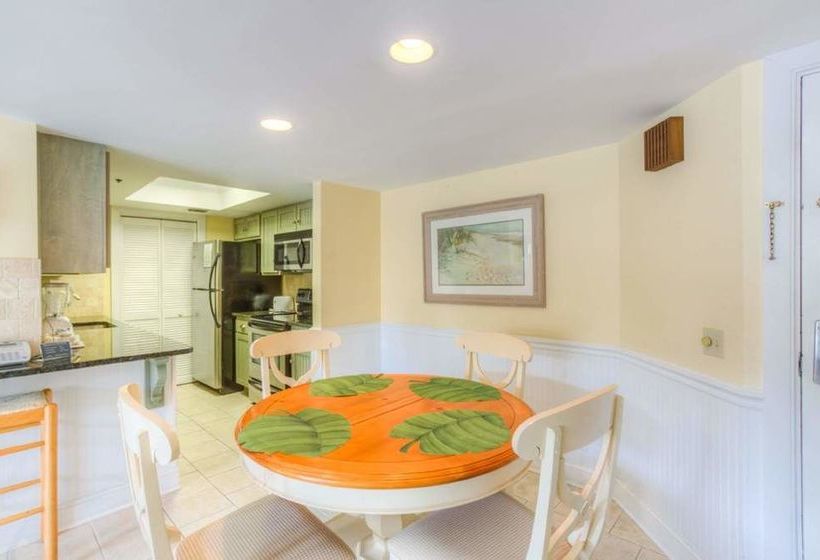 Hotel Hodnett Cooper's Beach Club