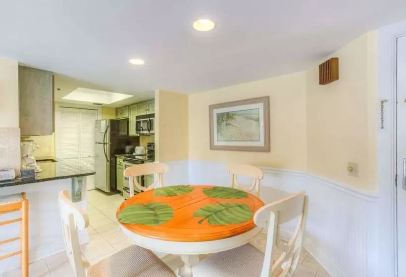 ホテル Hodnett Cooper's Beach Club