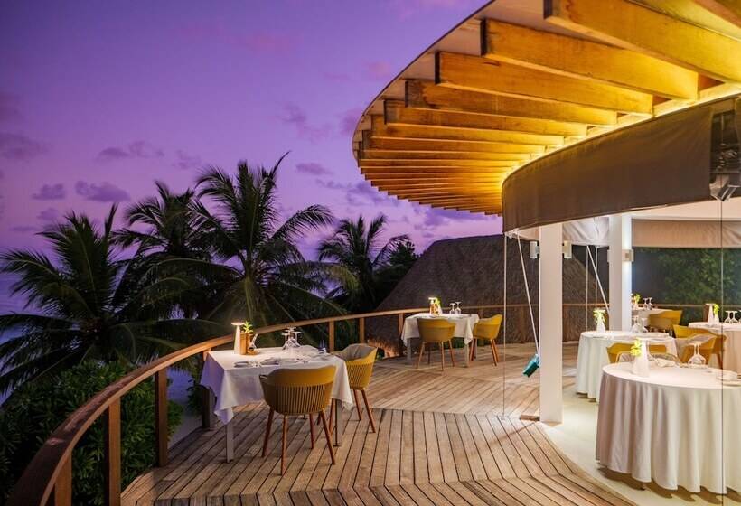 هتل Kandolhu Maldives