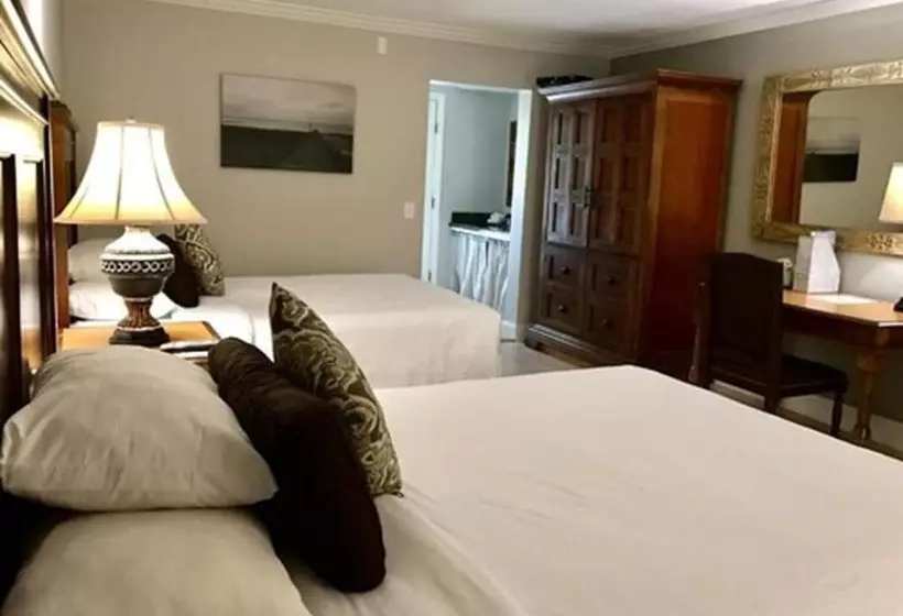 ホテル Kenny's Tipperary Inn