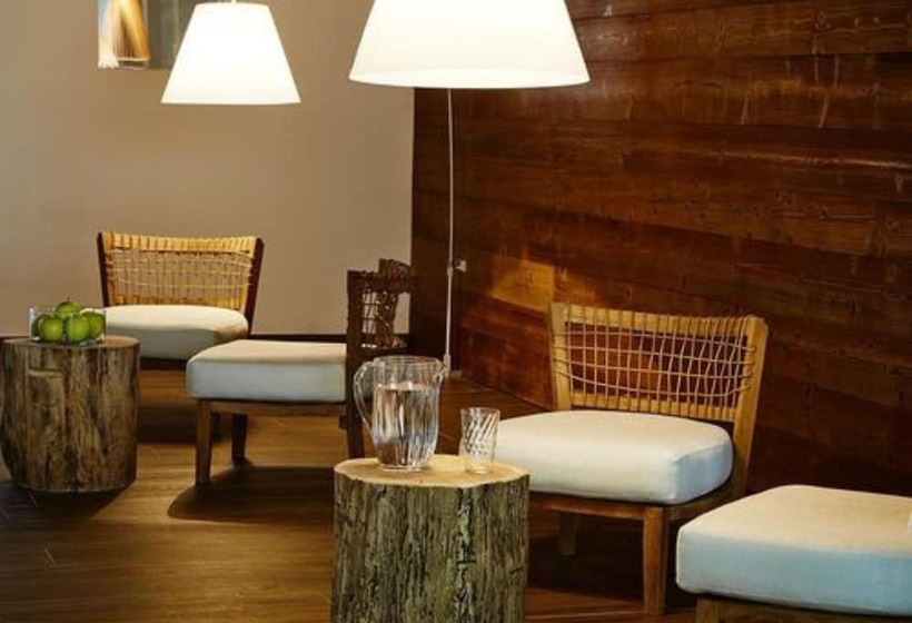 Montana Lodge & Spa, By R Collection Hotels