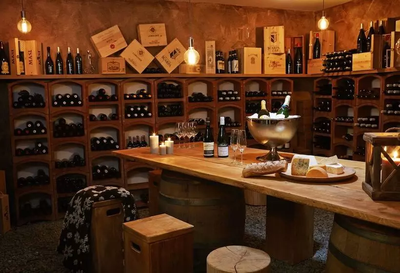 Montana Lodge & Spa, By R Collection Hotels