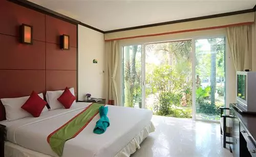 Szálloda Nirundorn Resort Chaam