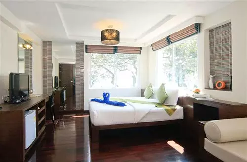 Szálloda Nirundorn Resort Chaam