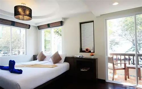 Szálloda Nirundorn Resort Chaam