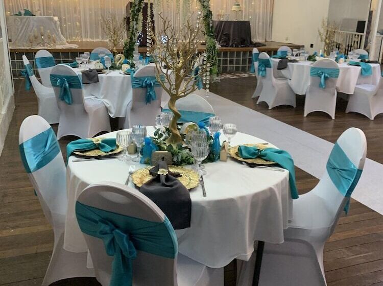 هتل Point Salines