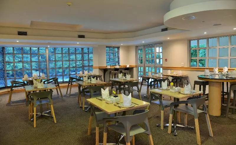 בית מלון כפרי Road Lodge Cape Town International Airport