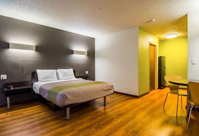 בית מלון כפרי Studio 6 Cypress, Ca