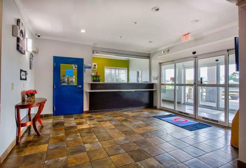 Szálloda Studio 6sulphur, La