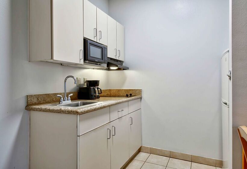 فندق Studio 6sulphur, La