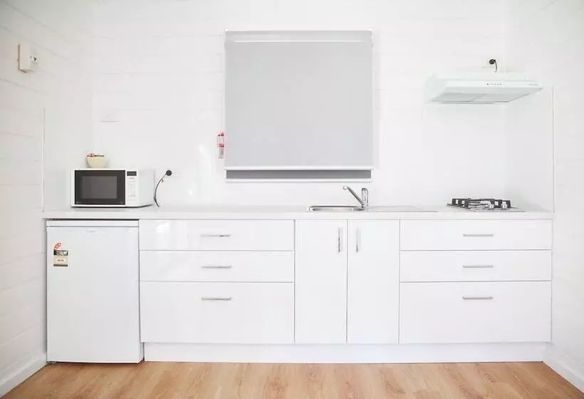 فندق Surfside Holiday Park