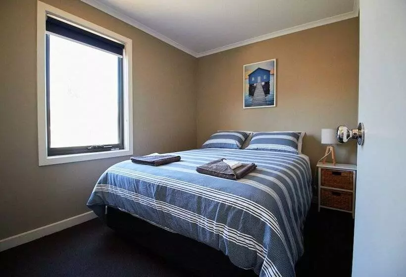 فندق Surfside Holiday Park