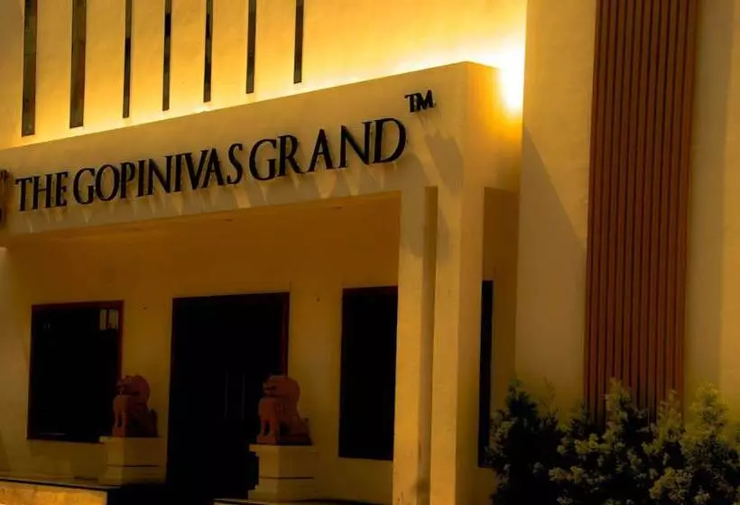 ホテル The Gopinivas Grand