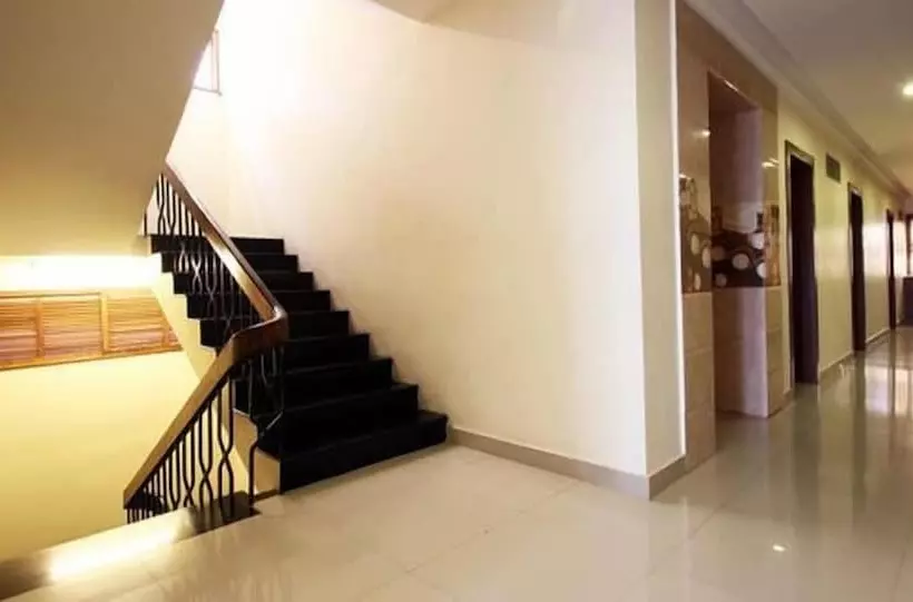 ホテル The Gopinivas Grand