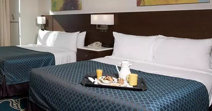 هتل Bally S Evansville Casino &