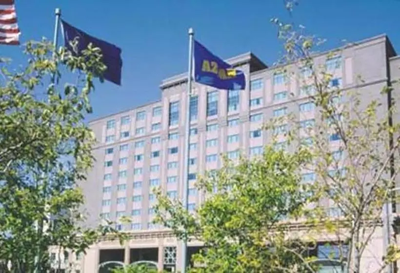 هتل Bally S Evansville Casino &