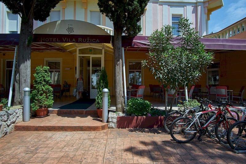 בית מלון כפרי Vila Ružica Glavna Zgrada I Depandanse
