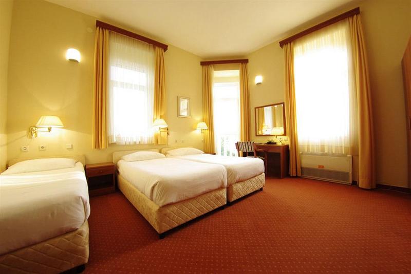 בית מלון כפרי Vila Ružica Glavna Zgrada I Depandanse