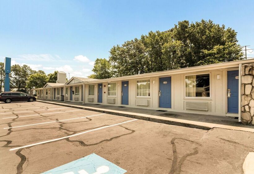 Motel 6 Newport News, Va