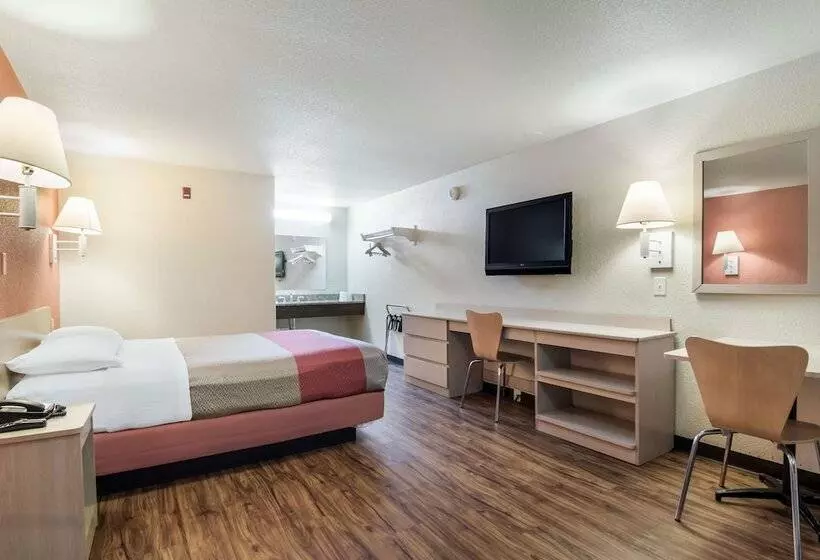 Motel 6 Newport News, Va