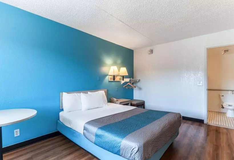 Motel 6farmington Hills, Mi  Northwest  Farmington Hills