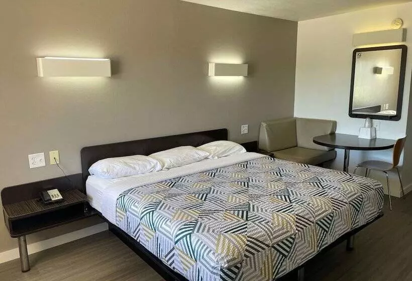 Motel 6 Wichita Falls, Tx North