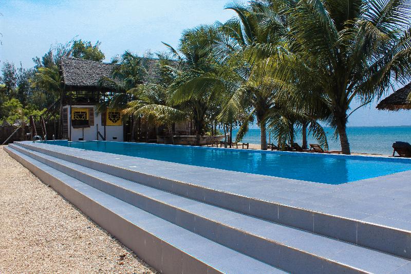 酒店 Asante Sana Beachfront