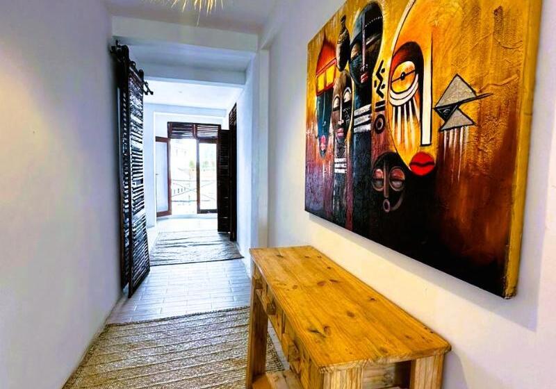 酒店 Asante Sana Beachfront