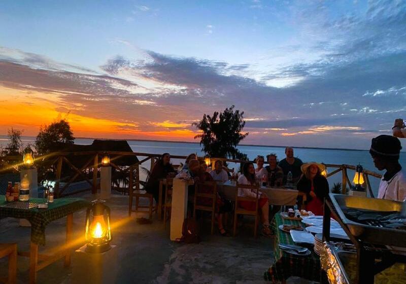 酒店 Asante Sana Beachfront