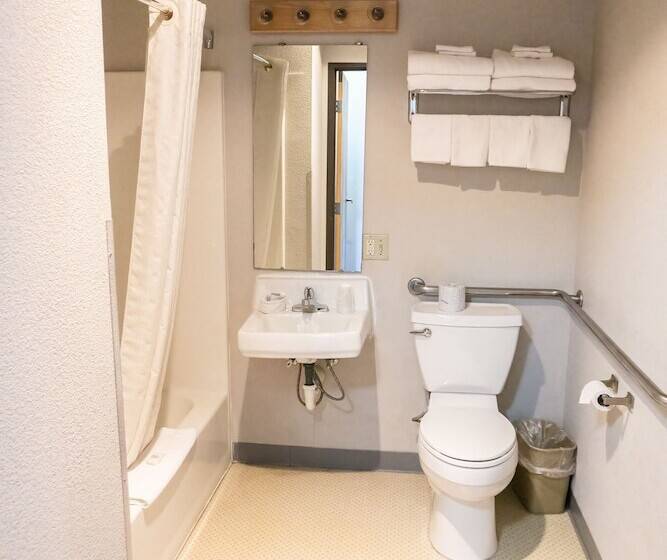 فندق Absaroka Lodge