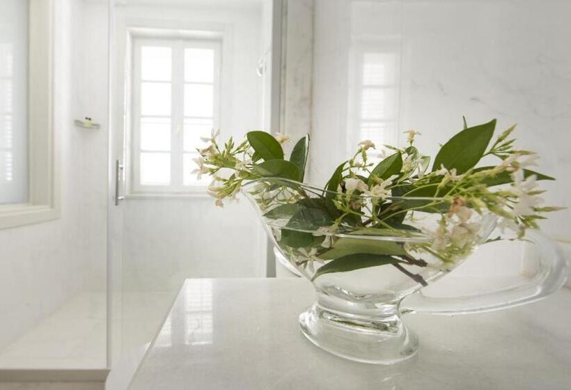 Alacati Kostem Hotel   Special Category