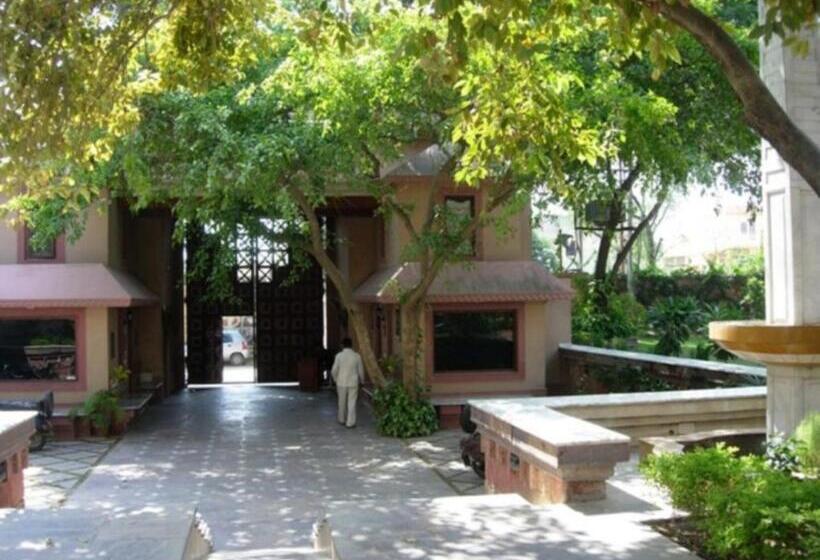 酒店 Ananda Krishna Van