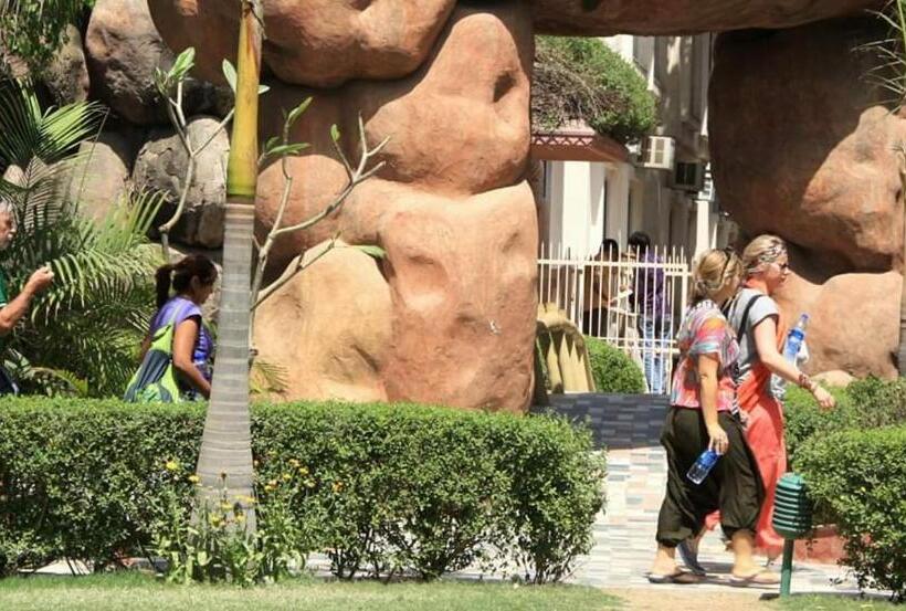 酒店 Ananda Krishna Van