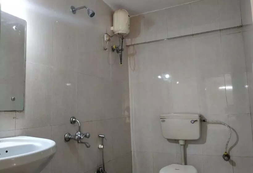 בית מלון כפרי Atlanta Beach Resort