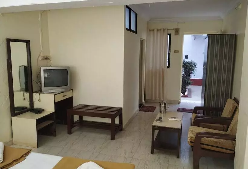 בית מלון כפרי Atlanta Beach Resort