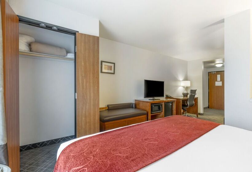 هتل Comfort Suites Redding Shasta Lake