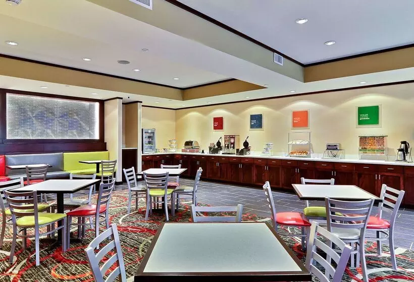 Отель Comfort Suites Uniontown