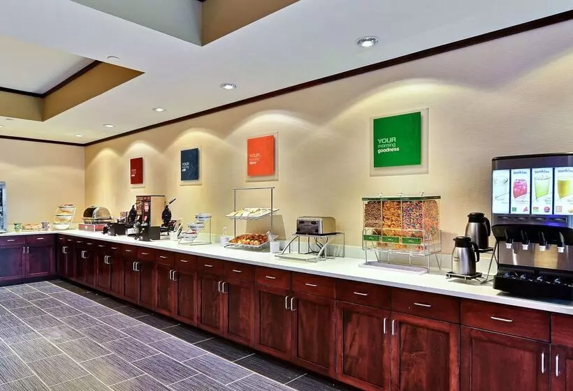 Отель Comfort Suites Uniontown