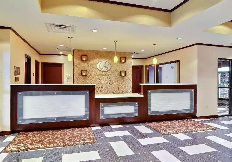 Отель Comfort Suites Uniontown