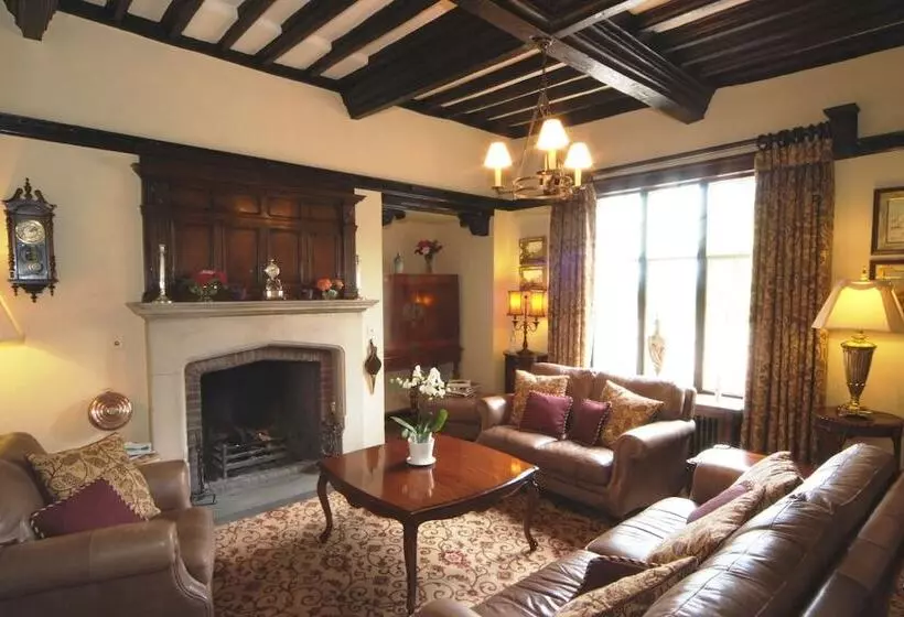 Отель Dunsley Hall